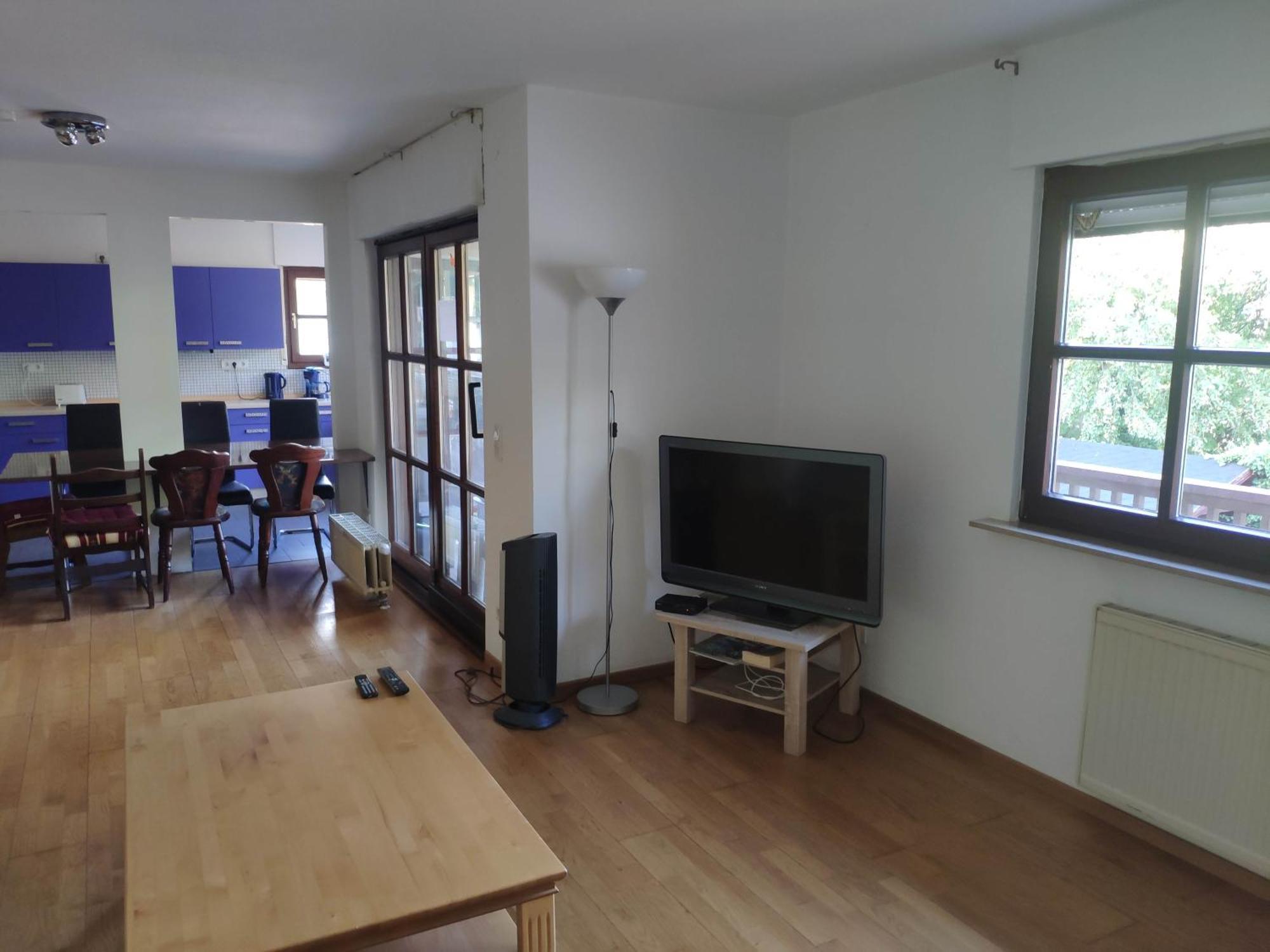Mit 123qm Fuer 8 Personen Mit Sehr Grossem Garten, Einfache Innen-ausstattung Lipsk