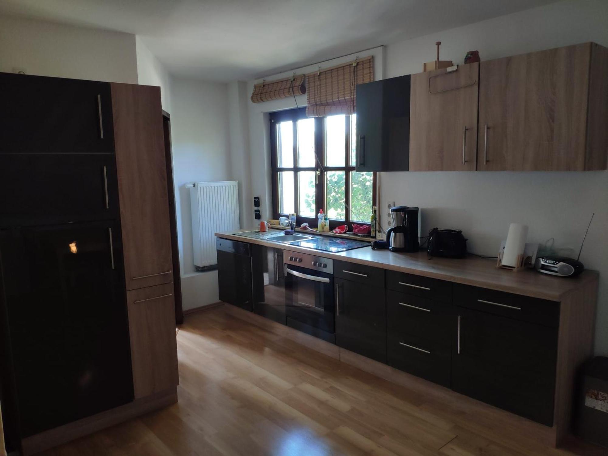 Mit 123qm Fuer 8 Personen Mit Sehr Grossem Garten, Einfache Innen-ausstattung * Lipsk